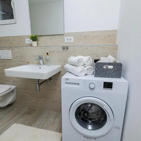Katarina Apartment *