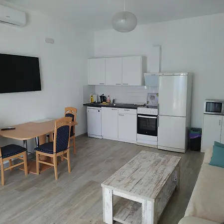 Katarina Apartment *
